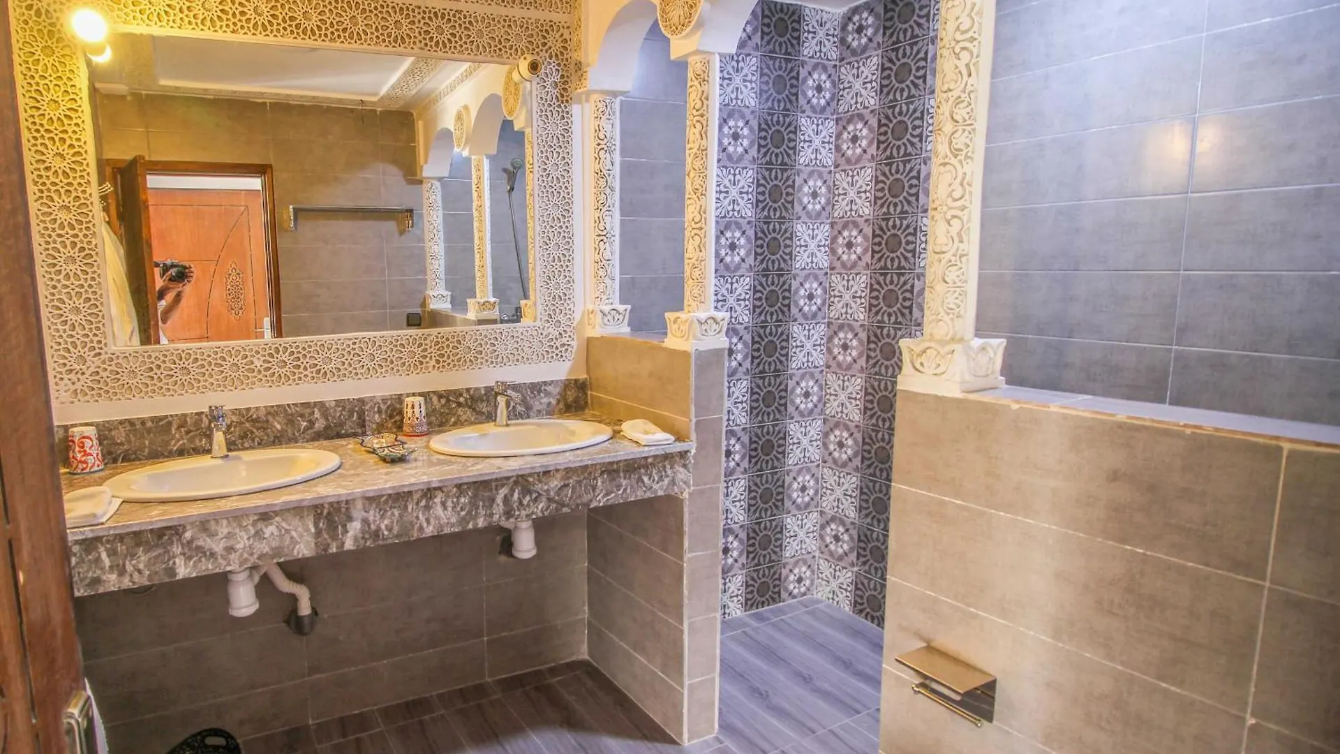 Riad Zaya Fes 0*,  Morocco