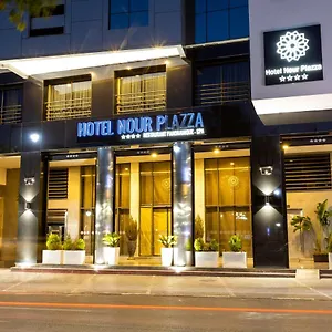 Nour Plazza מלון