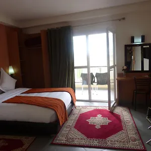 3* فندق Arena